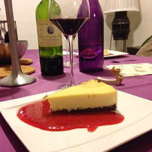 Cheesecake et son coulis de fruits rouges... #Mioum #cheesecake #WeightWatchers…